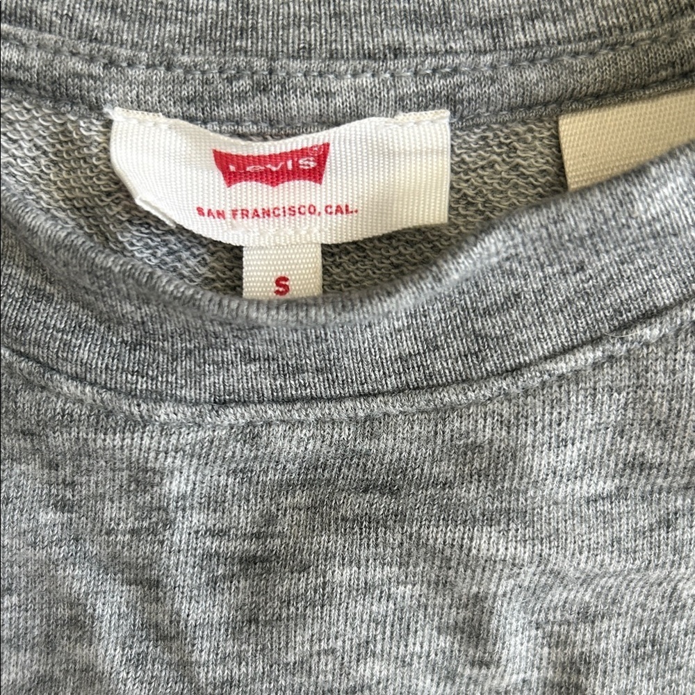 Levi's Classic Gray Crewneck Sweatshirt - Picture 2 of 5